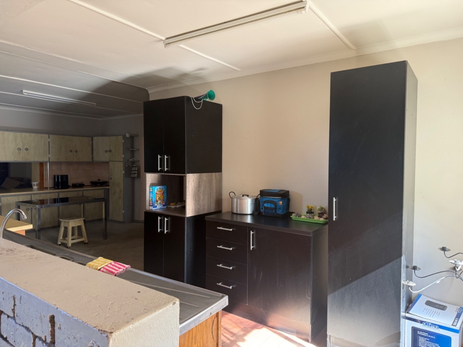 4 Bedroom Property for Sale in Van Wyksdorp Western Cape